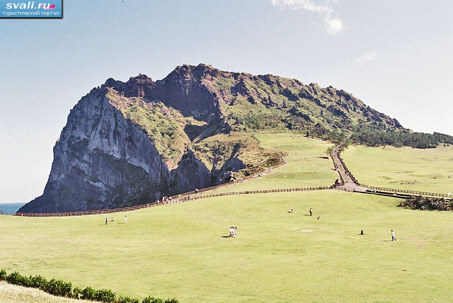   (Seongsan Illchubong),   (Jeju, Cheju-do),  .