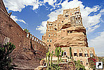 -- (Dar Al-Hajar),   (Wadi Dhahr), 15   , .