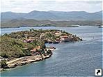    ---- --, -- (Santiago de Cuba), .