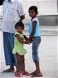  Kamadhoo: .